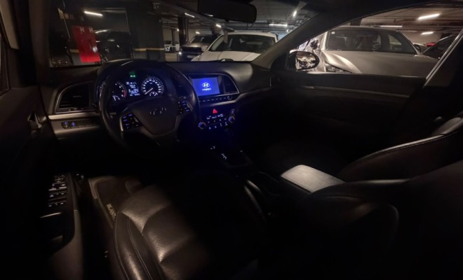 Hyundai Elantra 2.0 16V Flex Aut. 2017 Flex-6