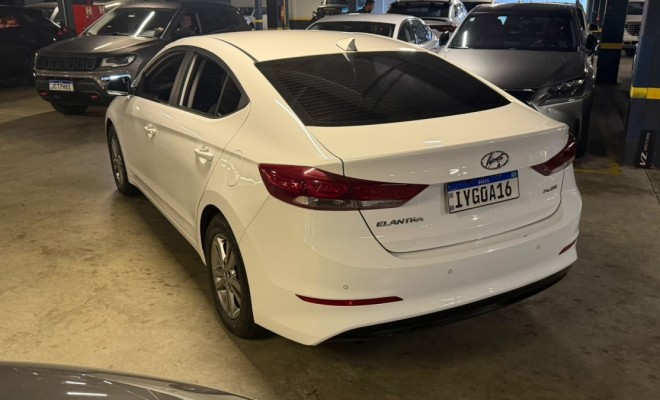 Hyundai Elantra 2.0 16V Flex Aut. 2017 Flex-4