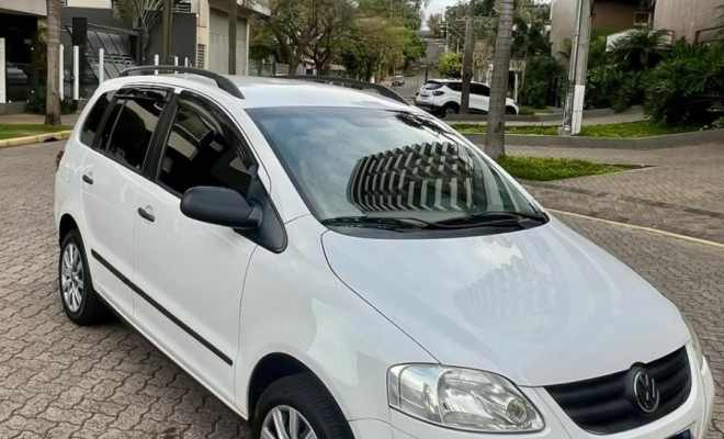 VW - VolksWagen SPACEFOX 1.6/ 1.6 Trend Total Flex 8V 5p 2010 Flex-4