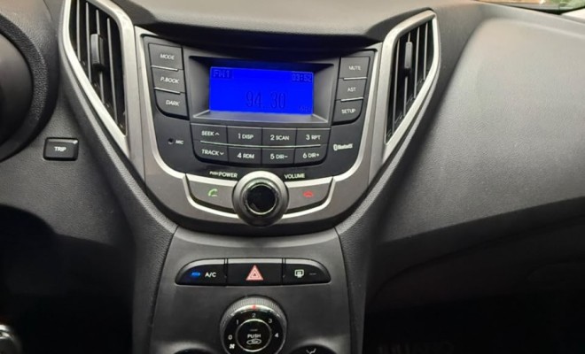 Hyundai HB20 Comf./C.Plus/C.Style 1.0 Flex 12V 2015 Flex-8
