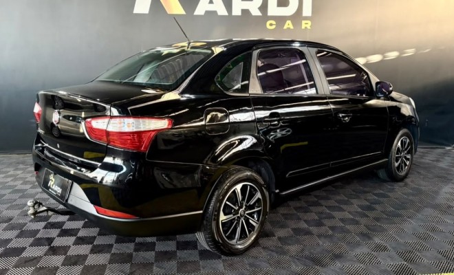 Fiat Grand Siena TETRAFUEL 1.4 Evo F. Flex 8V 2013 Flex-12