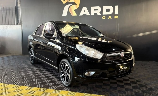 Fiat Grand Siena TETRAFUEL 1.4 Evo F. Flex 8V 2013 Flex