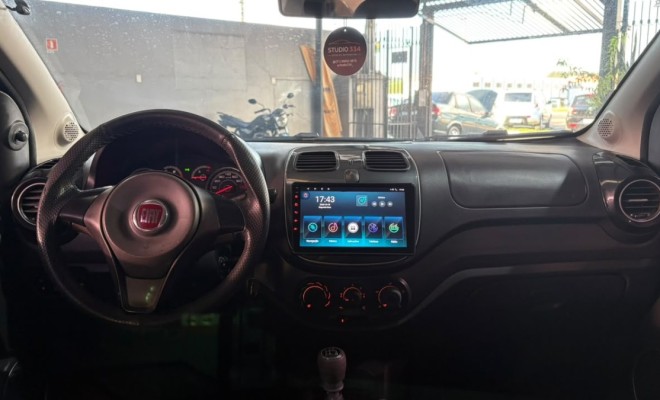 Fiat Grand Siena TETRAFUEL 1.4 Evo F. Flex 8V 2013 Flex-4
