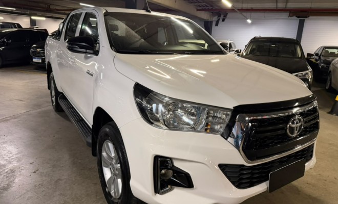 Toyota Hilux CD 4x4 2.8 Diesel Mec. 2019 Diesel-3