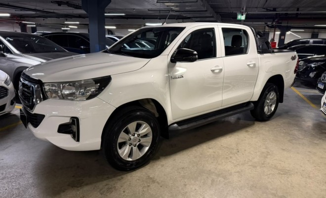 Toyota Hilux CD 4x4 2.8 Diesel Mec. 2019 Diesel-2
