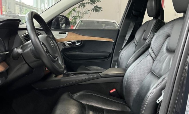 Volvo XC 90 D-5 INSCRIPTION 2.0 235cv Dies. 5p 2018 Diesel-6