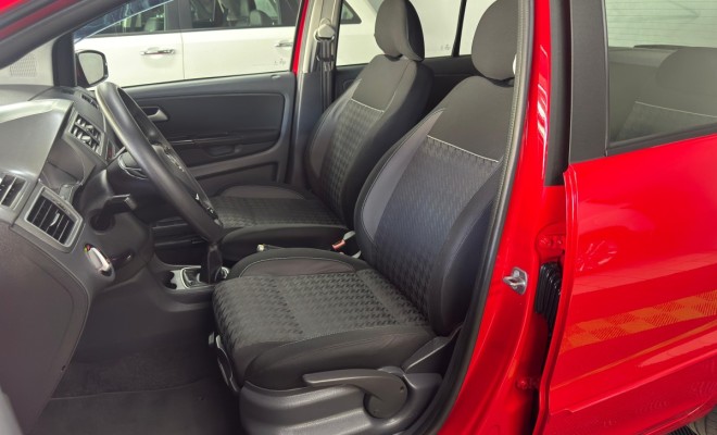 VW - VolksWagen Fox Comfortline 1.6 Flex 8V 5p 2018 Flex-6
