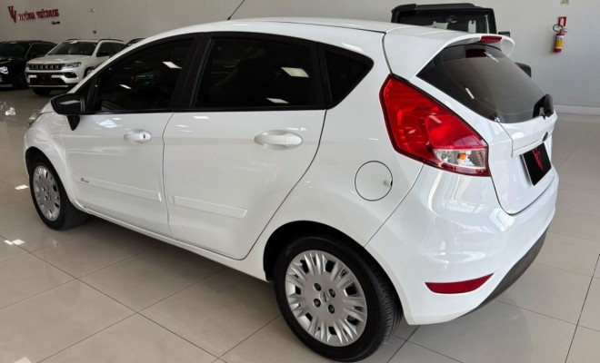 Ford Fiesta 1.5 16V Flex Mec. 2015-3