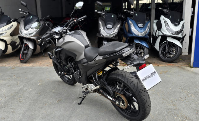 Yamaha FZ25 ABS 2025 | Apenas 10.000 KM | Garantia de Fábrica-3