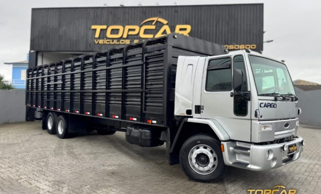 FORD CARGO 2422/ 2422 E 3-Eixos 2p (diesel) 2004 Diesel