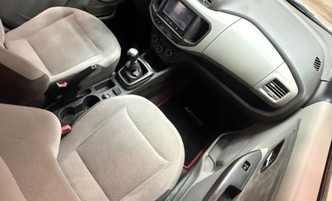 GM - Chevrolet SPIN LTZ 1.8 8V Econo.Flex 5p Mec. 2014 Flex-6
