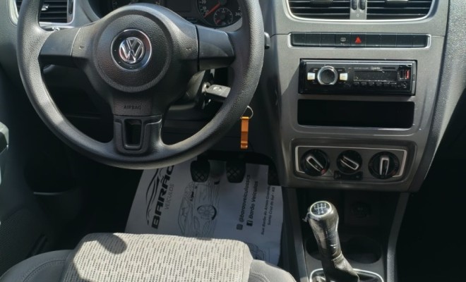 VW - VolksWagen Fox 1.6 Mi Total Flex 8V 5p 2014 Flex-4
