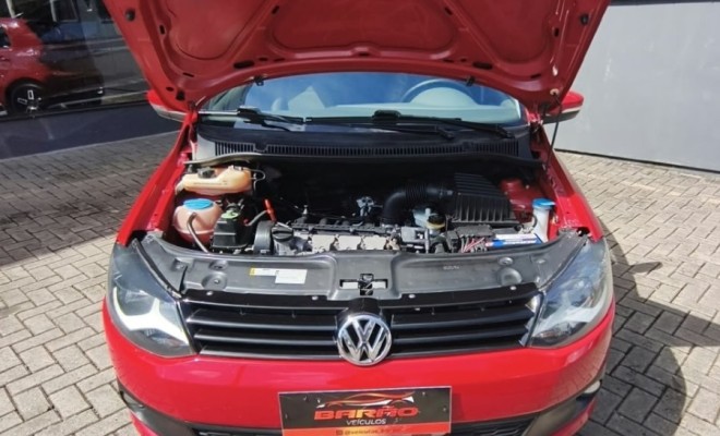 VW - VolksWagen Fox 1.6 Mi Total Flex 8V 5p 2014 Flex-8