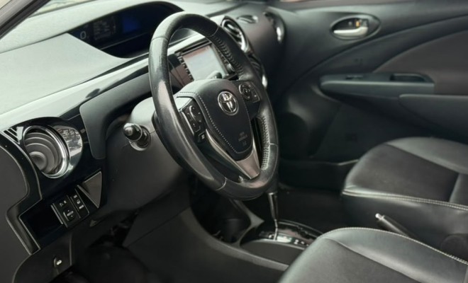 Toyota ETIOS XLS Sedan 1.5 Flex 16V 4p Aut. 2018 Flex-8