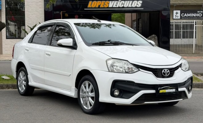 Toyota ETIOS XLS Sedan 1.5 Flex 16V 4p Aut. 2018 Flex