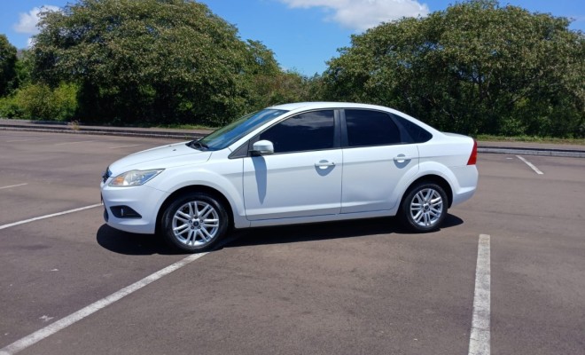 Ford Focus Sedan 2.0 16V/2.0 16V Flex 4p 2012 Flex-1