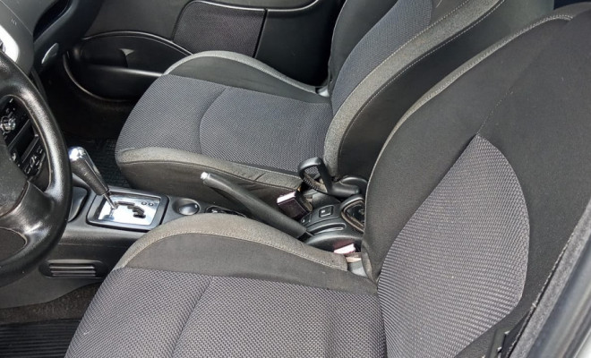 Peugeot 207 Sedan Passion XS 1.6 Flex 16V 4p Aut 2011 Flex-5