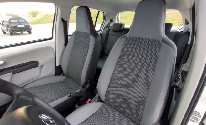 Up! move 1.0 TSI Total Flex 12V 5p.-5