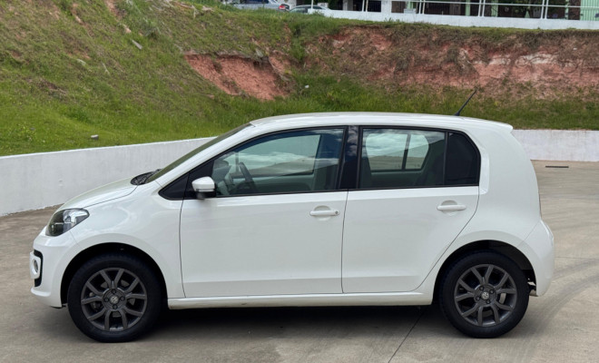 Up! Move 1.0 TSI 2017 – O compacto com desempenho surpreendente e economia, de ÚNICO DONO!-17