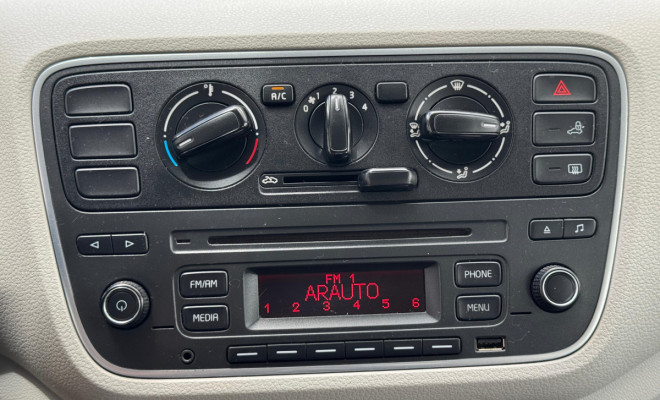 Up! Move 1.0 TSI 2017 – O compacto com desempenho surpreendente e economia, de ÚNICO DONO!-6