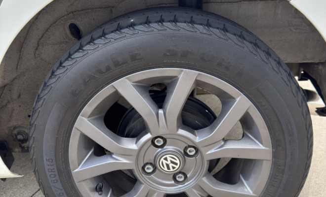 Up! Move 1.0 TSI 2017 – O compacto com desempenho surpreendente e economia, de ÚNICO DONO!-16