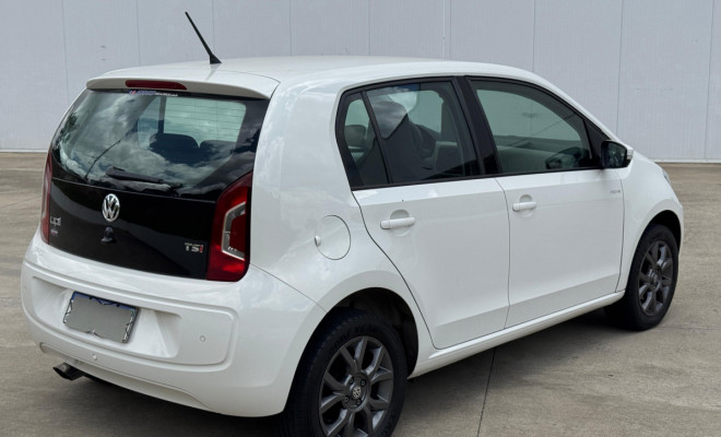 Up! Move 1.0 TSI 2017 – O compacto com desempenho surpreendente e economia, de ÚNICO DONO!-2