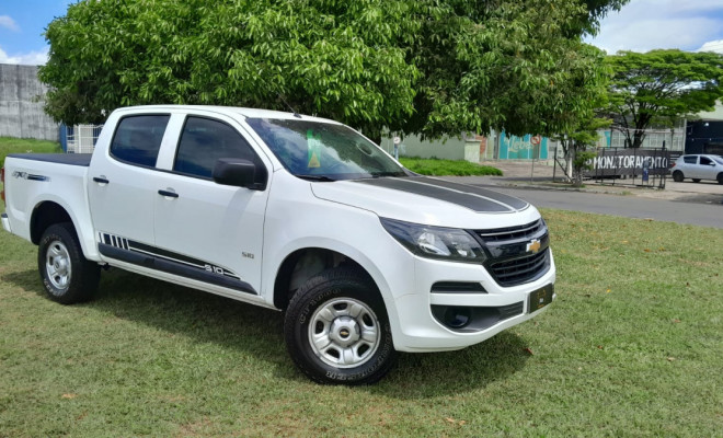 GM - Chevrolet S10 Pick-Up LS 2.8 TDI 4x4 CD Dies. Mec. 2020 Diesel-2