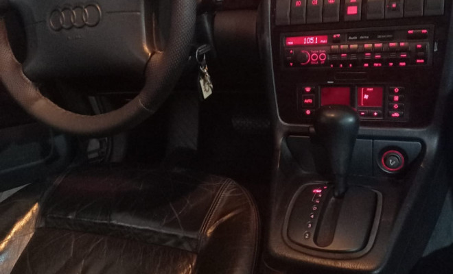 Audi A4 2.8 30V  Tiptronic/ Aut. 1997 Gasolina-7