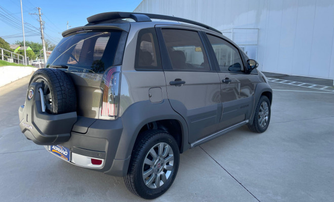 Idea Adventure Dualogic 1.8 2016 – A minivan aventureira, espaçosa e com a exclusividade de ser ÚNICO DONO!-2