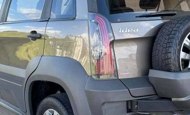 Idea Adventure Dualogic 1.8 2016 – A minivan aventureira, espaçosa e com a exclusividade de ser ÚNICO DONO!-11