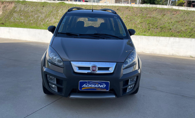 Idea Adventure Dualogic 1.8 2016 – A minivan aventureira, espaçosa e com a exclusividade de ser ÚNICO DONO!-0