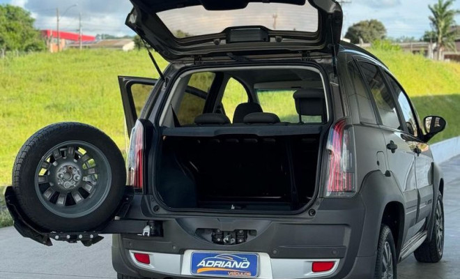 Idea Adventure Dualogic 1.8 2016 – A minivan aventureira, espaçosa e com a exclusividade de ser ÚNICO DONO!-1