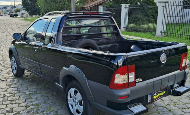 Fiat Strada Trekking 1.6 16V Flex CE 2013 Flex-1