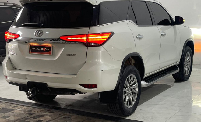 Toyota Hilux SW4 SRX 4x4 2.8 TDI 16V Dies. Aut. 2021 Diesel-24