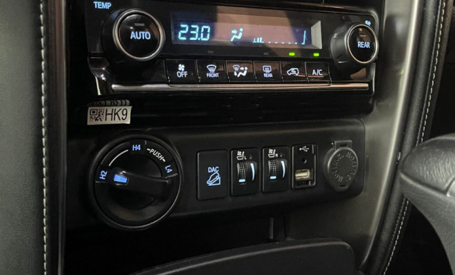 Toyota Hilux SW4 SRX 4x4 2.8 TDI 16V Dies. Aut. 2021 Diesel-6