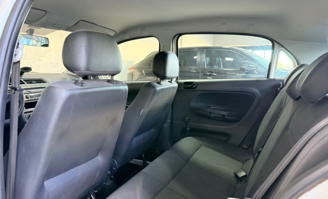 VW - VolksWagen Gol 1.0 Flex 12V 5p 2022 Flex-7