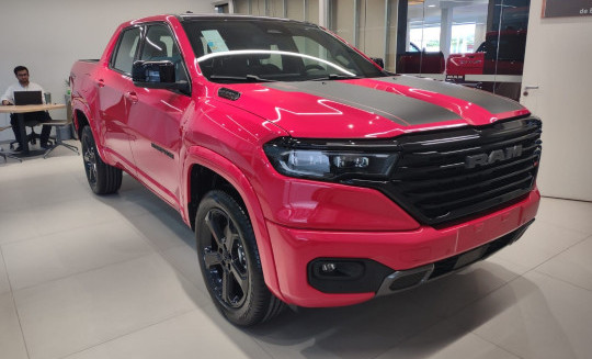 RAM RAMPAGE R/T HURRIC. 4 2.0 TB CD 4X4 Aut. Zero KM Flex-0